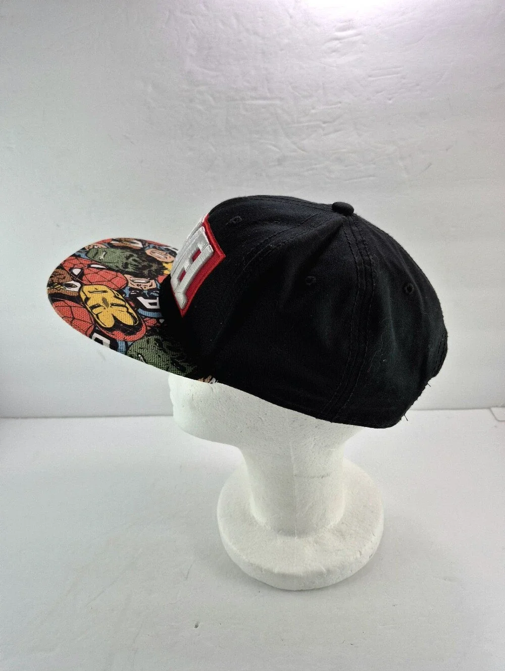 Marvel Comics Vintage Superhero Collage Snapback Hat Flat Brim Black Y2K OSMF